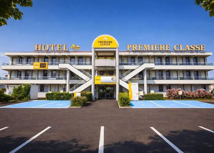 Hôtel de golf: Première Classe Clermont Ferrand Nord