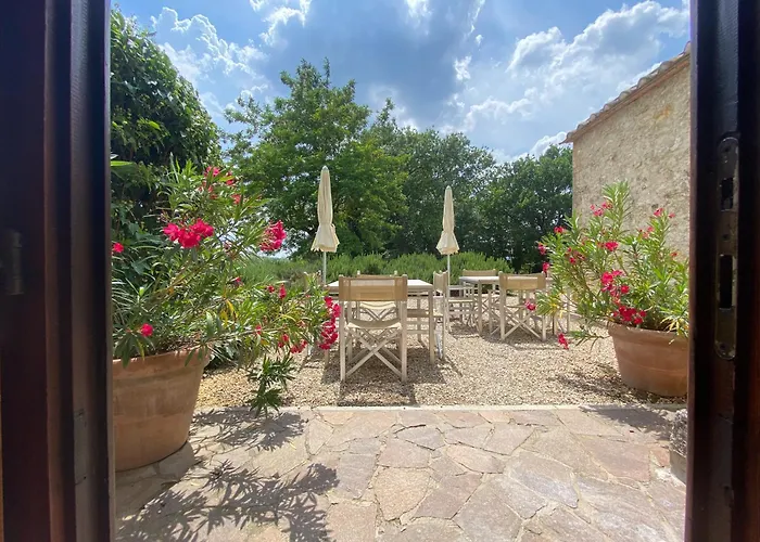 La villa: Fattoria Agriturismo Nerbona