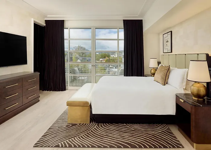 Cameo Beverly Hills, Lxr Hotels & Resorts