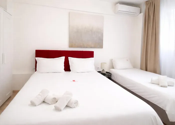 Hotel: City Plaza Apartments & Rooms