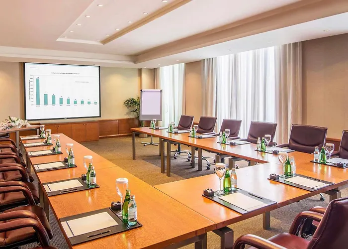 Hotel: Swissotel Al Murooj Dubai