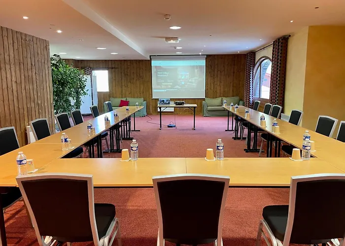 Hôtel accueillant les animaux: Hôtel Village Montana by Les Etincelles