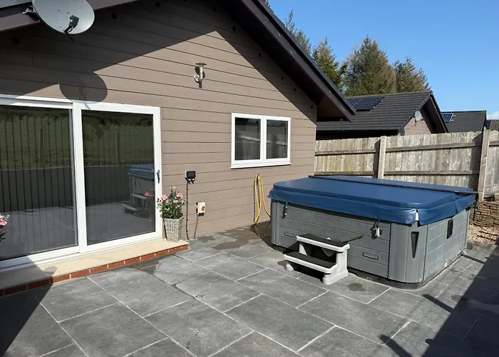 Woodburn Lodges