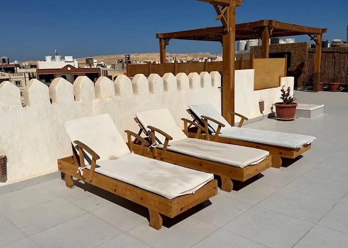 Hotels Close to Airport Boho Homes