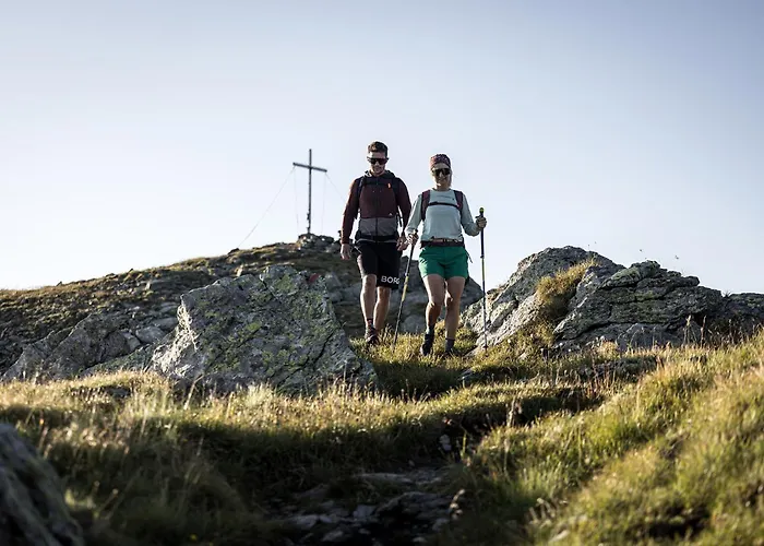 Hotel met zwembad: Hotel Central Bar & Restaurant