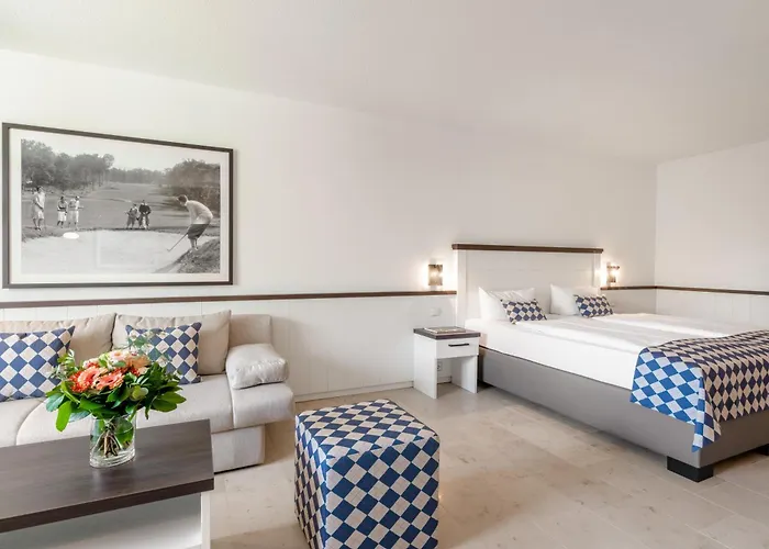 Hotels with pool Strandgruen Golf- & Spa Resort