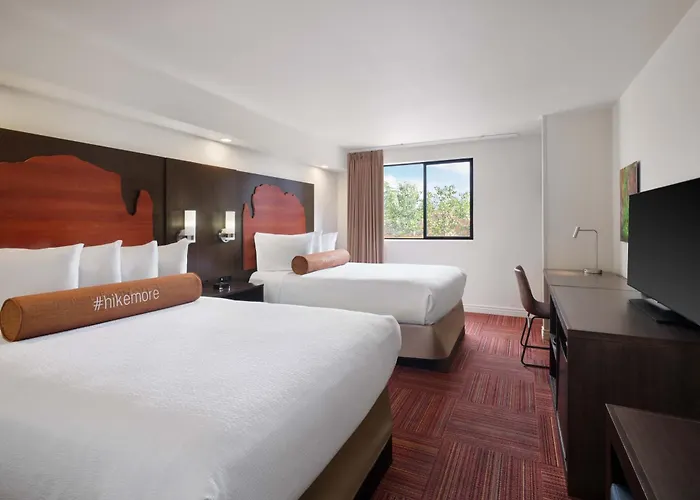 Hotels with pool Aiden By Best Western Sedona