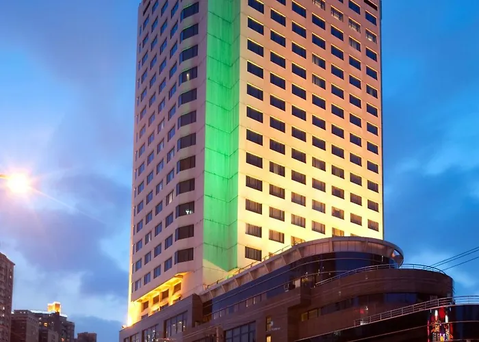 Holiday Inn Shanghai Vista