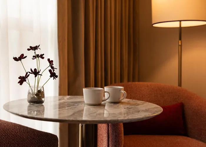 Beach hotel: Hutton Hotel