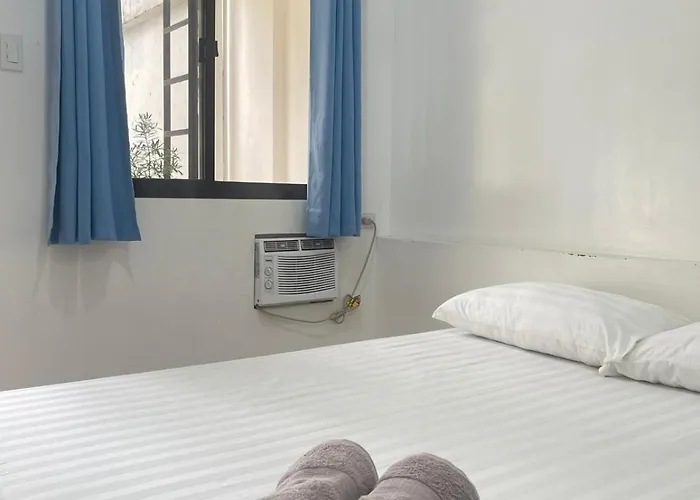 Palines Apartment Near Brittany Palazzo Villar City Alabang
