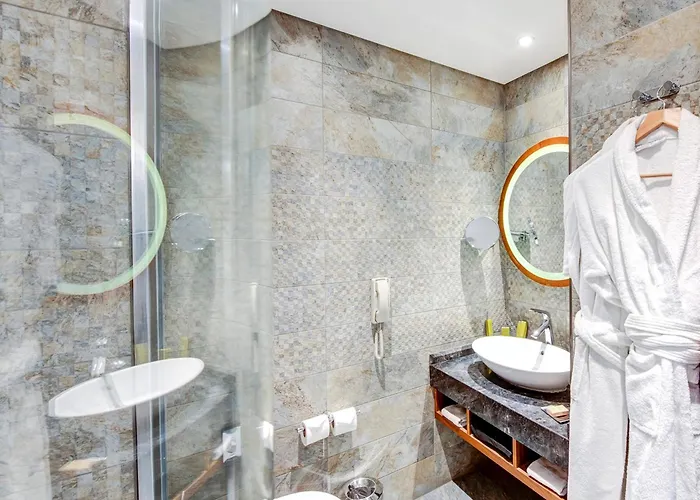 Doubletree By Hilton Istanbul - Piyalepasa