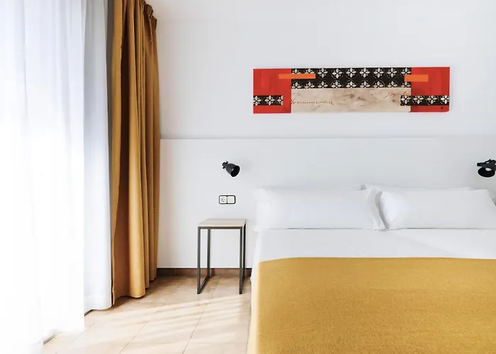 Hotel met uitzicht: Hotel Miami Calella - El De Siempre, Como Nunca