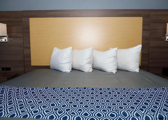 Cheap hotel: Legacy Inn - Gallatin