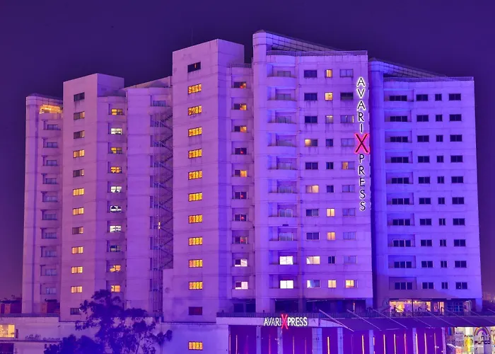 Avari Xpress Gulberg