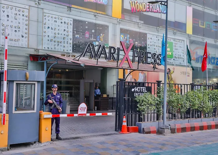 Avari Xpress Gulberg