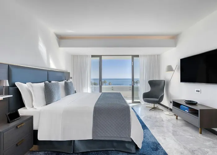 Pet Friendly hotel: Parklane, A Luxury Collection Resort & Spa, Limassol