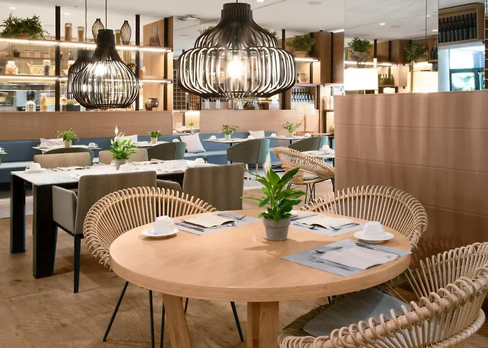 Hotel familiar: Melia Madrid Serrano