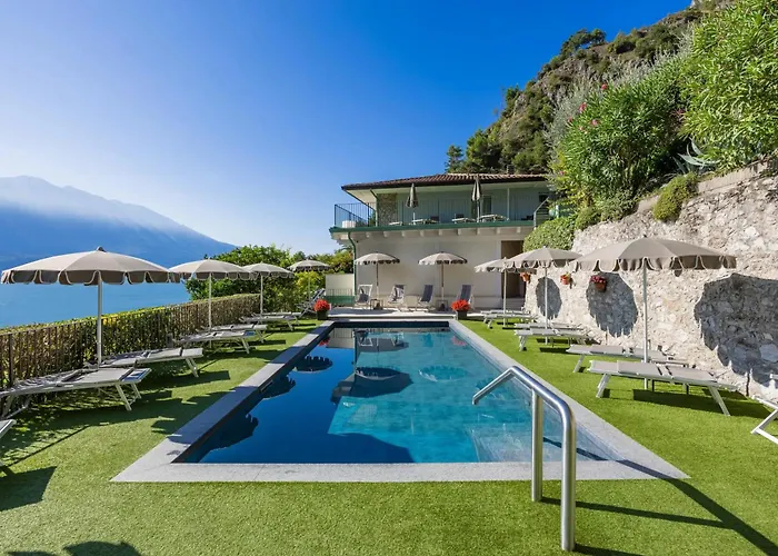 Hotel Jacuzzi Privatif La Gardenia & Villa Oleandra