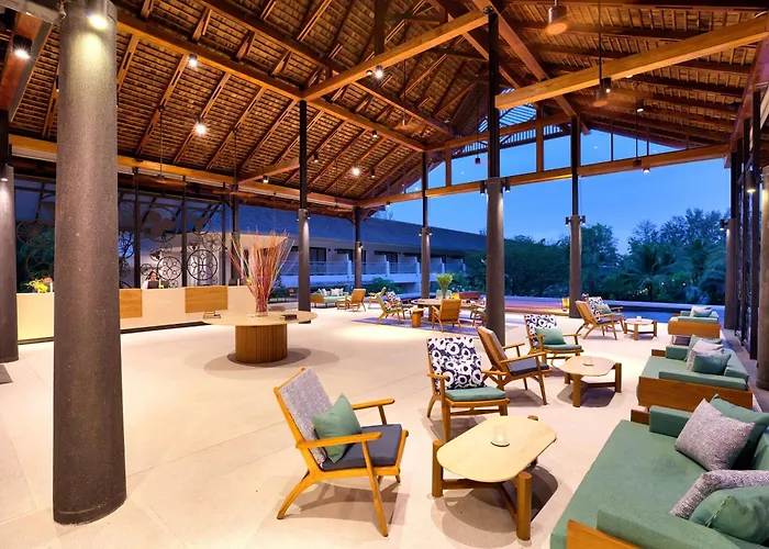 Ping Pong hotel: Outrigger Khao Lak Beach Resort