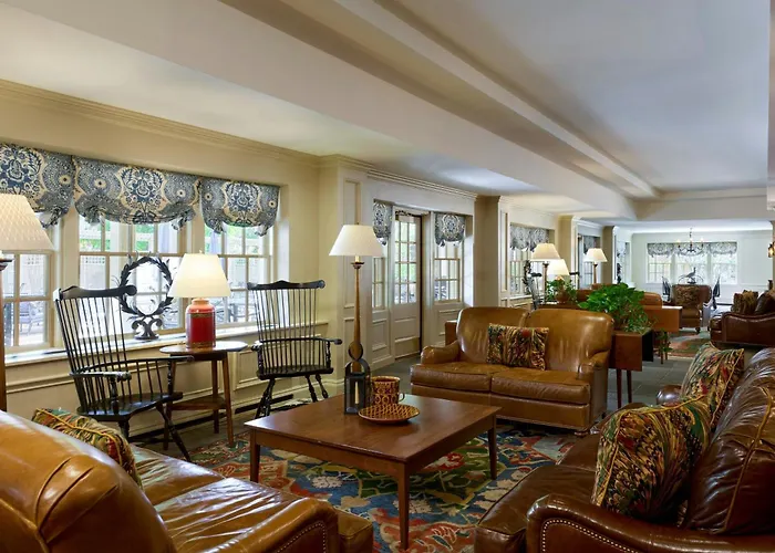 Lodge, Autograph Collection