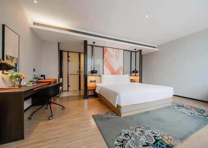 Atour S Taikoo Li