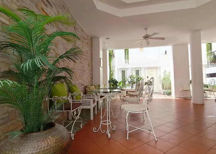 Casa Blanca Boutique - Sha Plus