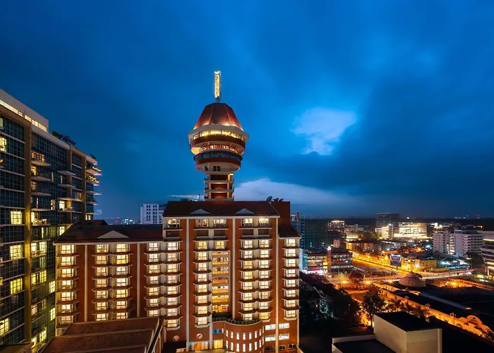 Mövenpick &Residences