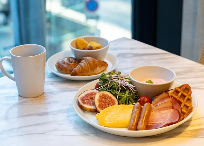Courtyard By Marriott Osaka Honmachi