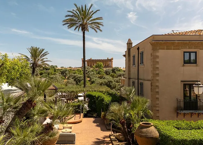 Villa Athena Resort