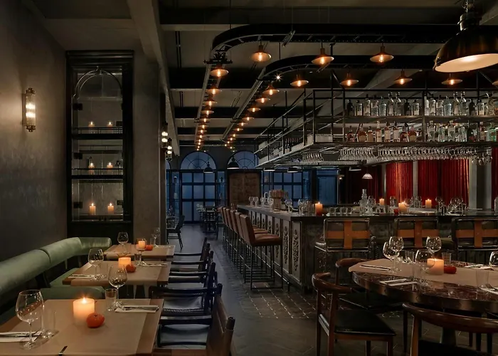 Moxy Miami South Beach