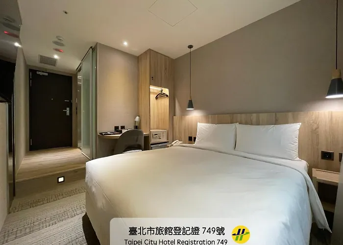 N Hotel