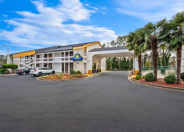 Cheap hotels Days Inn By Wyndham Raleigh Midtown