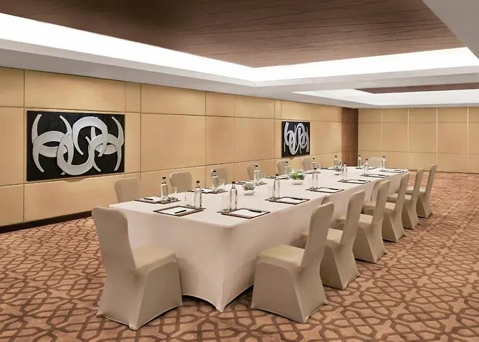 Jw Marriott Hotel New Delhi Aerocity