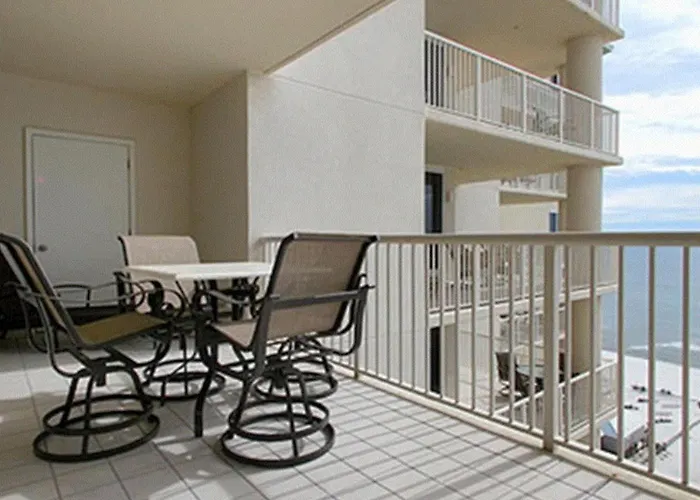 Beach Club 1104B