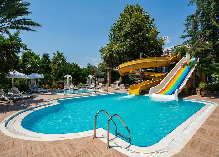  Club Dizalya