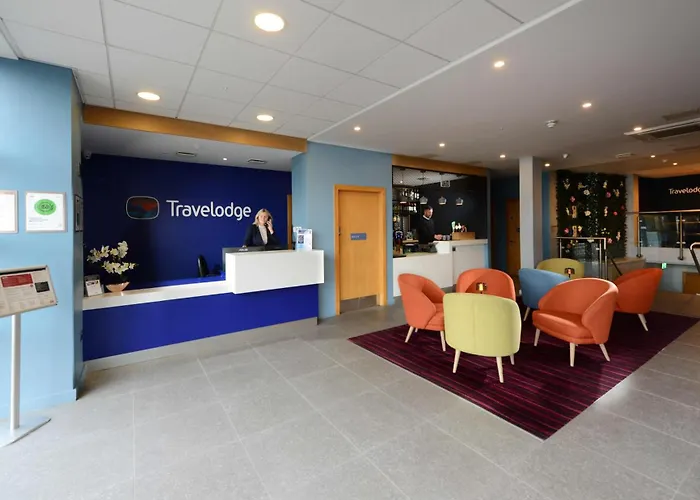 Сity center hotels Travelodge Plus Galway