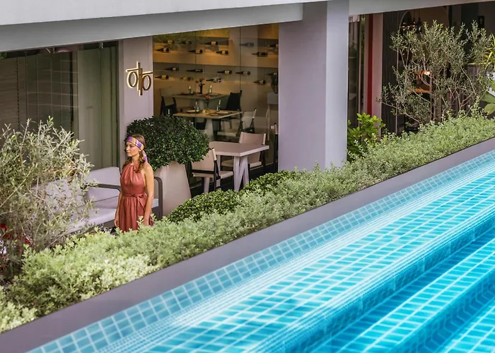Muu , Small Luxury s Of The World