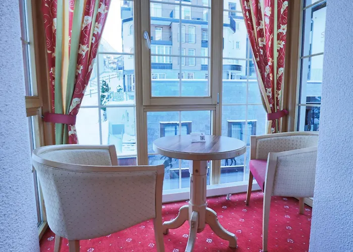 Hotel Alpina