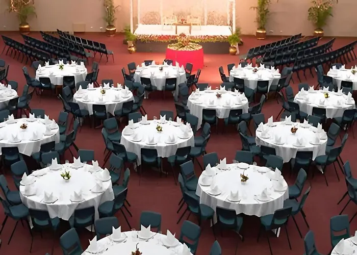 Hotel Ruposhi Bangla