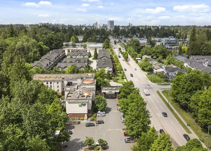 Kid friendly hotel Holiday Inn Express And Suites Surrey By Ihg