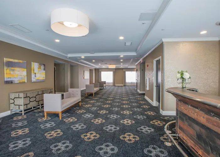 Family resorts Voco The Clair Cincinnati Downtown By Ihg