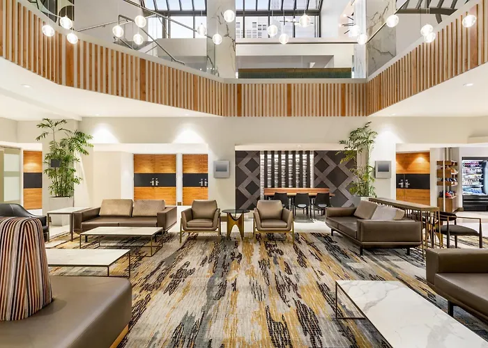 Crowne Plaza Seattle Newly Renovated With No Resort Fee