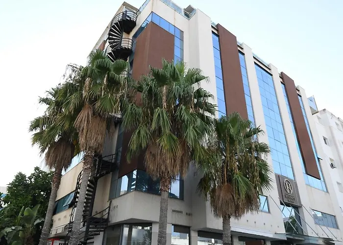 Business Hotel
