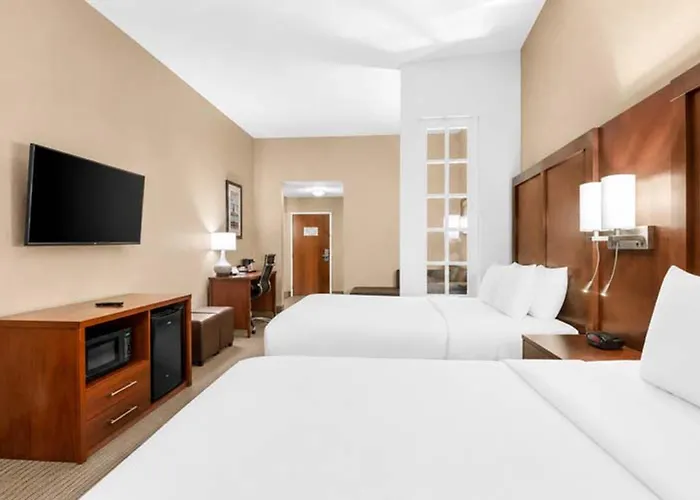 Comfort Suites Orlando Airport