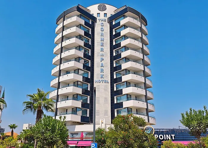 Hotels With Four Stars Corner Park