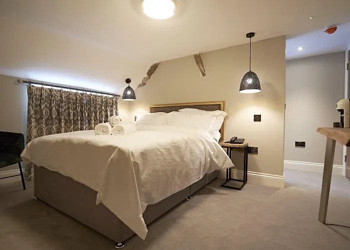 Hotels With Four Stars Valentino S Restaurant With Rooms