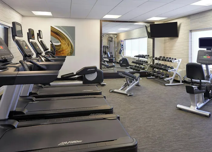 Pets Allowed Hotel Courtyard By Marriott Kingston Highway 401