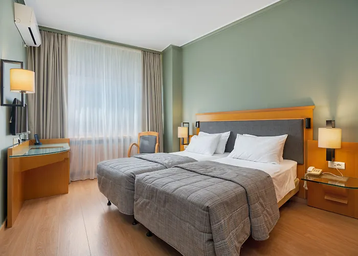 Plaka Hotel
