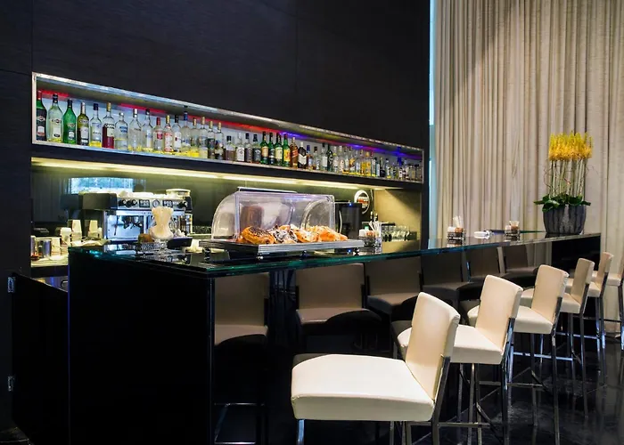 Crowne Plaza City Center By Ihg