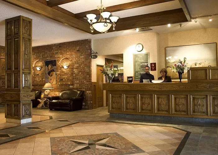Compass Point Inn - Surrey